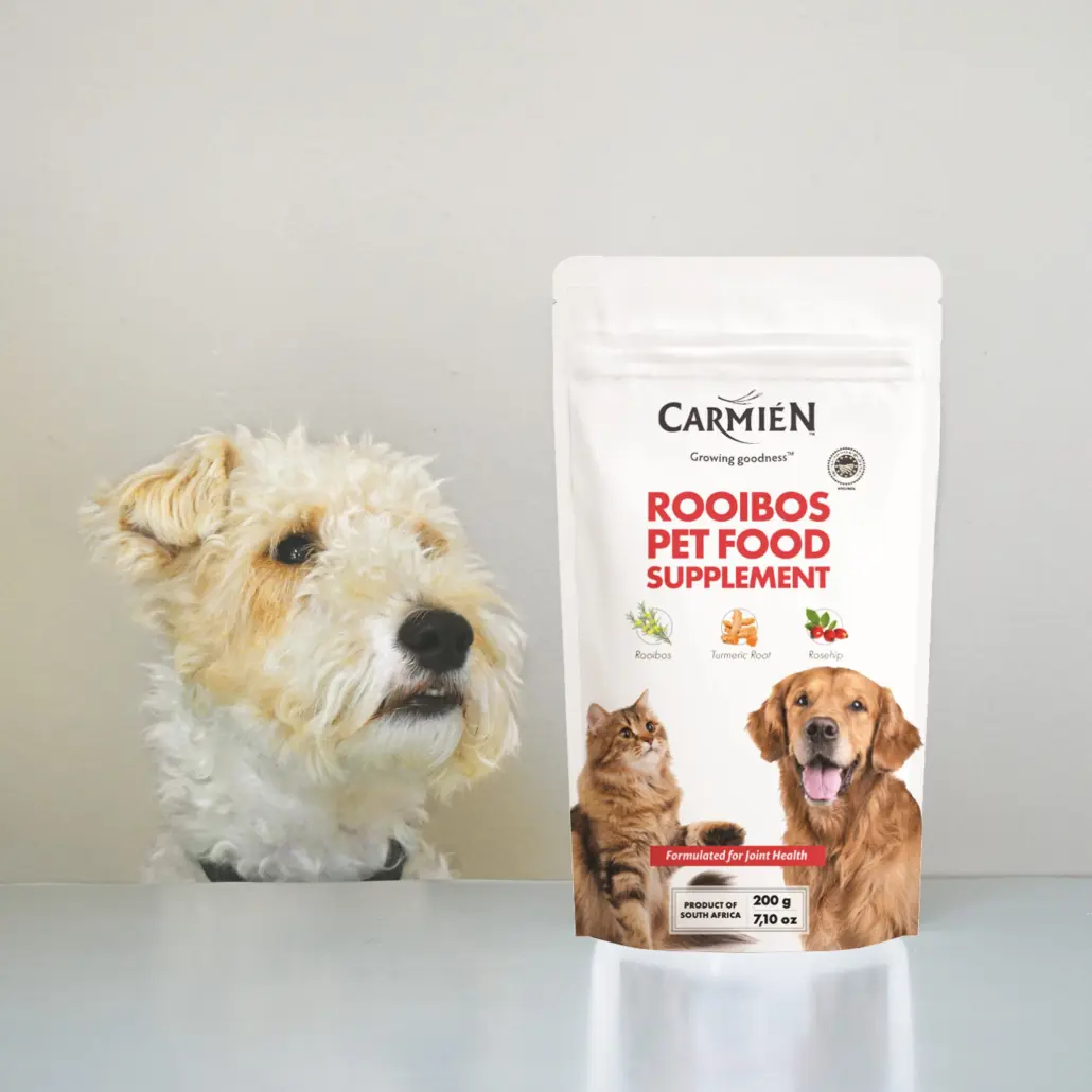 Rich rooibos pet food supplement with turmeric and rosehip, supports joint health for dogs and cats, proudly made in South Africa, 200g package.